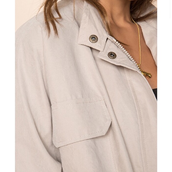 Light zip up jacket (REVOLVE) - Picture 2 of 4